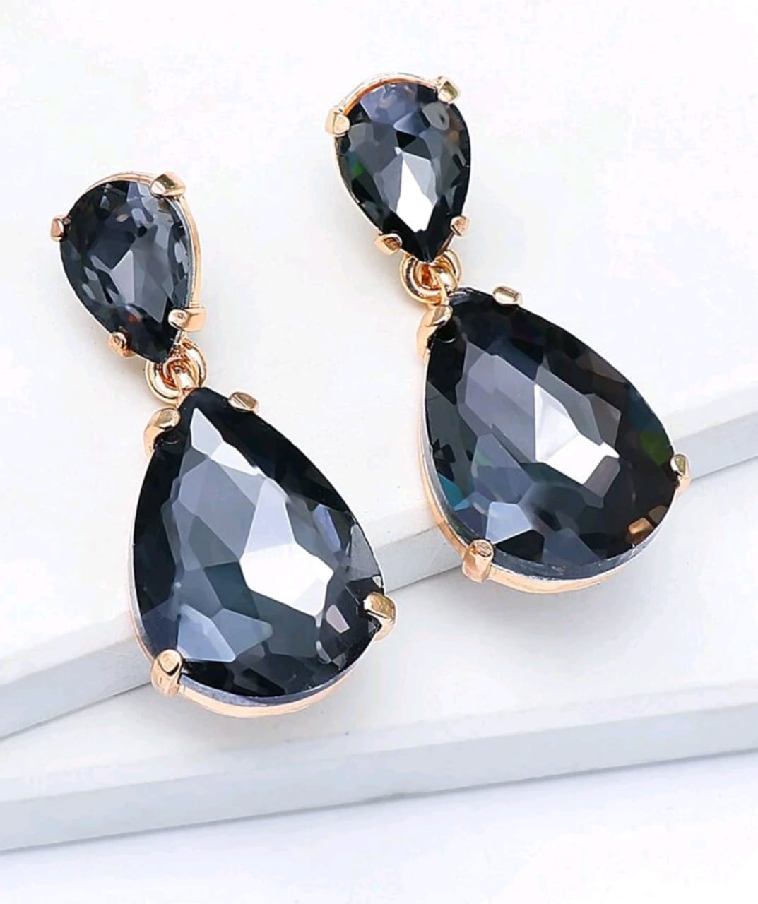 Rhinestone Water Drop Earring