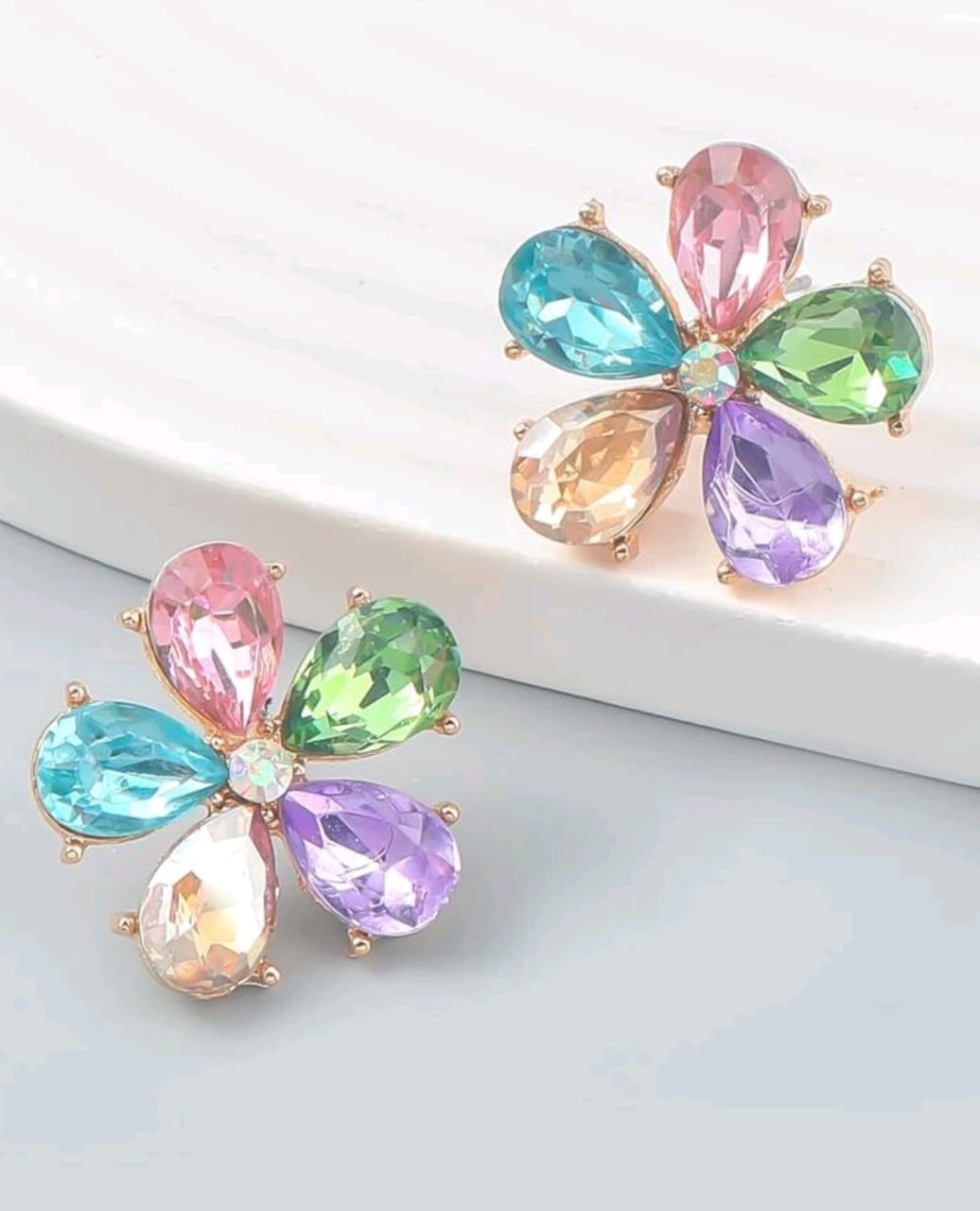 Rhinestone Flower Stud Earring